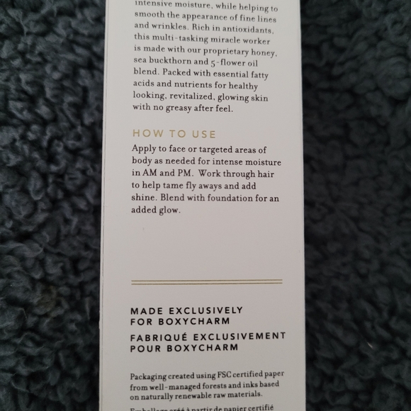 ULTRA Hydrating Face Oil - Picture 2 of 2